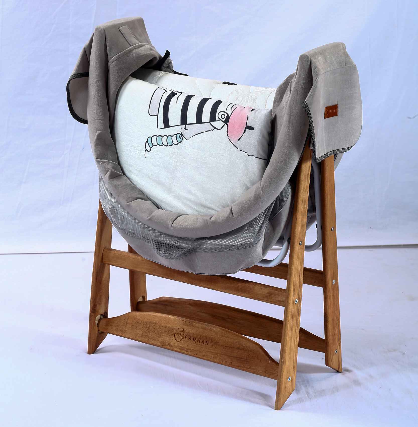 گهواره کودک دو منظوره مدل farhan-a06