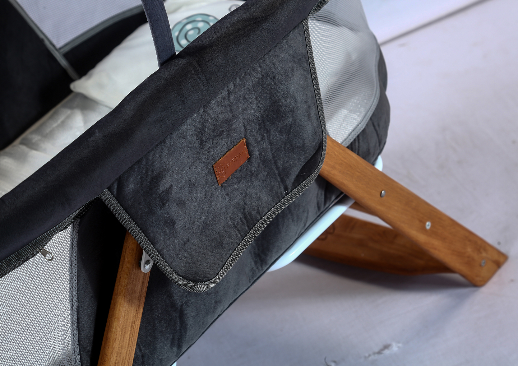 گهواره کودک دو منظوره مدل farhan-a04